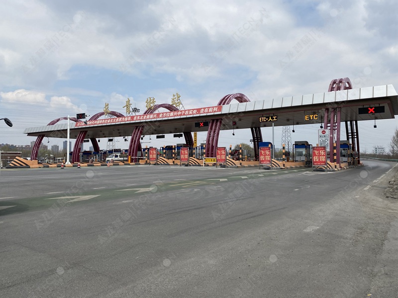 LED廣告機(jī)-戶外智能廣告機(jī)12.jpg LED廣告機(jī)-戶外智能廣告機(jī)12.jpg