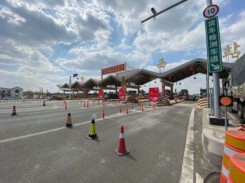 LED廣告機-戶外智能廣告機12.jpg LED廣告機-戶外智能廣告機12.jpg