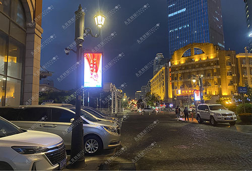 智慧燈桿屏廠家.jpg