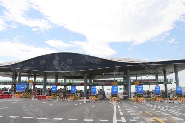 led 廣告機.jpg led 廣告機.jpg