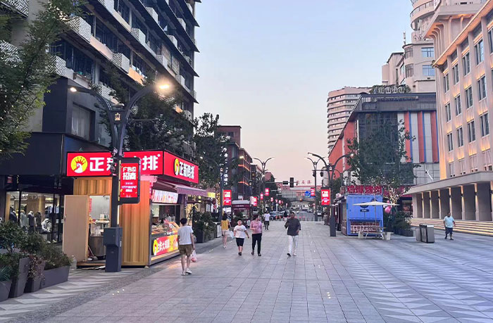 LED燈桿屏 LED燈桿屏