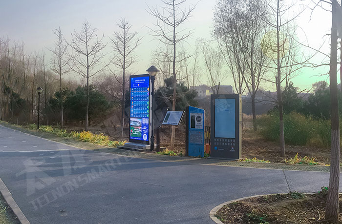 戶外LED廣告機(jī) 戶外LED廣告機(jī)