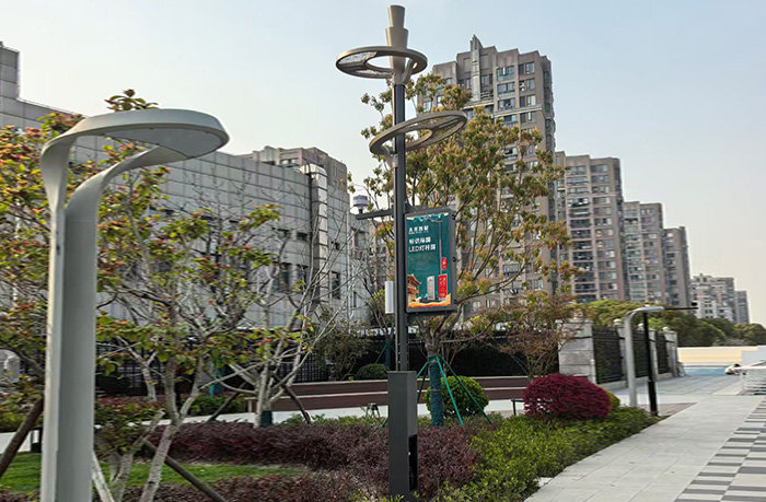 智慧燈桿,LED燈桿屏